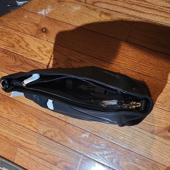 Poverty Flats hobo handbag - Picture 3 of 4